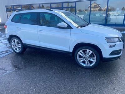 Gebraucht Skoda Karoq Style 150 PS (110 kW) 2022 Moonweiss metallic SUV