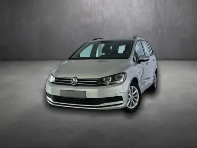 Gebraucht VW Touran Comfortline 150 PS (110 kW) 2019 Grau metallic Van / Kleinbus
