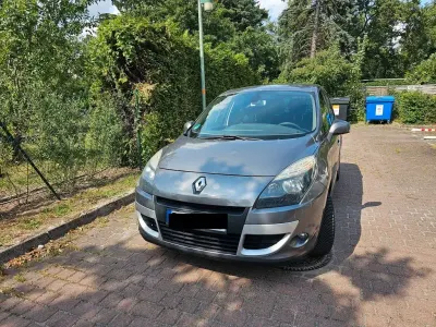 Gebraucht Renault Scénic Dynamique 110 PS (80 kW) 2010 Grau Van / Kleinbus
