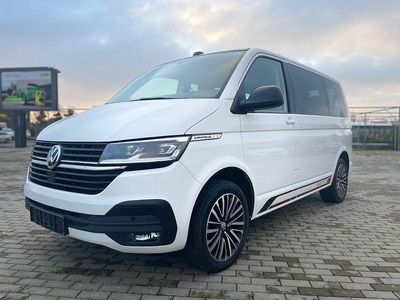 Gebraucht VW Caravelle 150 PS (110 kW) 2023 Weiß Van / Kleinbus