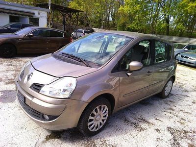 Gebraucht Renault Modus Dynamique 79 PS (58 kW) 2009 Grau Van / Kleinbus