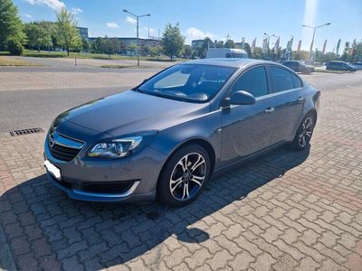 gebraucht Opel Insignia mit OPC-Ausstattung, 1.6 Liter Diesel