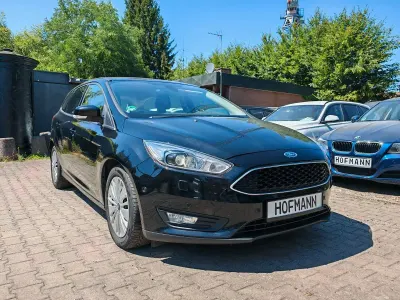 Gebraucht Ford Focus Business Edition 120 PS (88 kW) 2016 Schwarz Kombi