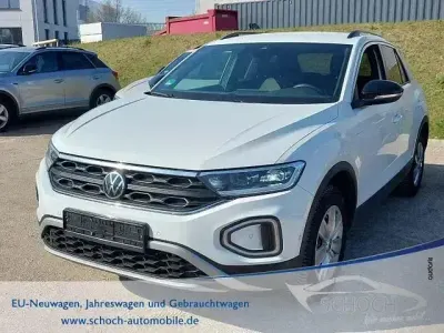 Second-hand VW T-Roc 150 CP (110 kW) 2025 Alb SUV