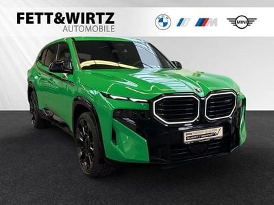 Gebraucht BMW XM Performance 476 PS (350 kW) 2024 Bmw individual signal green SUV
