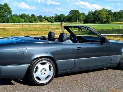 Gebraucht Mercedes 300 220 PS (161 kW) 1996 Schwarz Cabrio