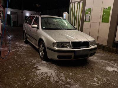 Gebraucht Skoda Octavia 131 PS (96 kW) 2003 Silber Kombi