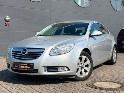Gebraucht Opel Insignia Edition 140 PS (102 kW) 2009 Silber Limousine