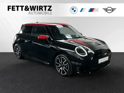 Gebraucht Mini Cooper 135 kW (184 PS) 2025 Midnight black ii Kleinwagen