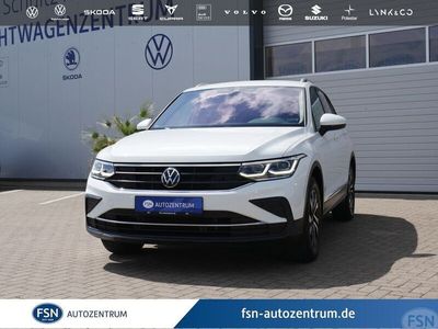 Gebraucht VW Tiguan Active 150 PS (110 kW) 2022 Weiß SUV