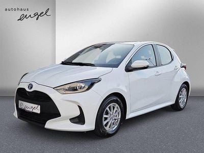 Gebraucht Toyota Yaris Hybrid Business Edition 116 PS (85 kW) 2023 Weiß Kleinwagen