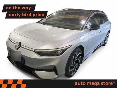 Scale silver metallic Gebraucht 2024 VW ID.7 Pro Kombi | 44.799 € (Guter Preis)