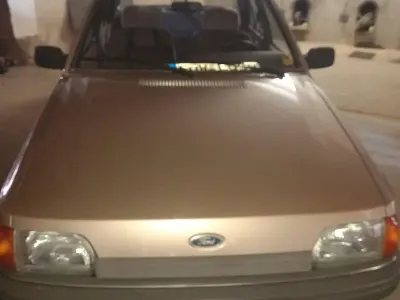 Gebraucht Ford Orion 86 PS (63 kW) 1987 Gelb Limousine