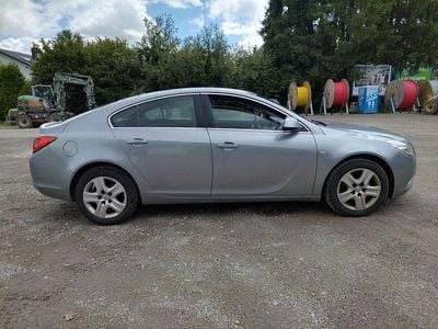 Gebraucht Opel Insignia Edition 160 PS (117 kW) 2010 Silber Limousine