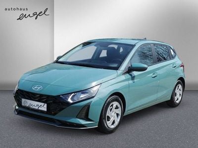 Gebraucht Hyundai i20 Trend 101 PS (74 kW) 2024 Atlas white Kleinwagen