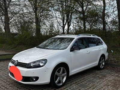 Gebraucht VW Golf VII Style 105 PS (77 kW) 2012 Weiß Kombi