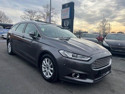 Grau Gebraucht 2015 Ford Mondeo Titanium Limousine | 10.990 € (Fairer Preis)