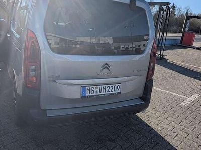 Gebraucht Citroën Berlingo Start 102 PS (75 kW) 2021 Silber Van / Kleinbus
