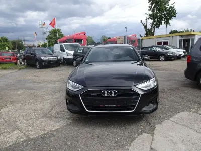 Gebraucht Audi A4 Basis 204 PS (150 kW) 2022 Brillantschwarz Kombi