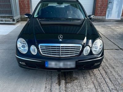 Mercedes E280