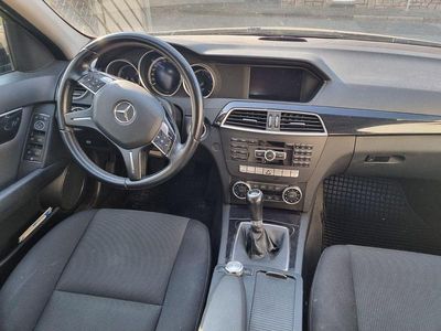 Gebraucht Mercedes C200 136 PS (100 kW) 2011 Schwarz Kombi