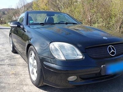 Gebraucht Mercedes SLK230 197 PS (144 kW) 2002 Schwarz Cabrio