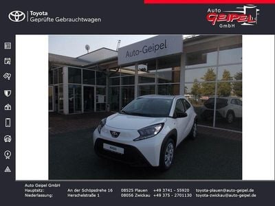 Neu Toyota Aygo X Business Edition 72 PS (52 kW) 2025 Weiß SUV