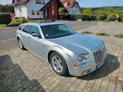 Second-hand Chrysler 300C Touring 249 CP (183 kW) 2007 Argintiu Break