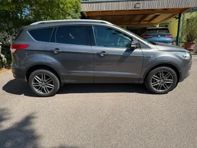Gebraucht Ford Kuga Titanium 163 PS (119 kW) 2014 Grau SUV