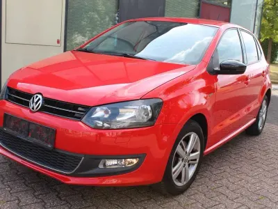 Gebraucht VW Polo Match 69 PS (50 kW) 2013 Rot Kleinwagen