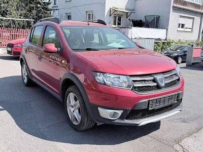 Second-hand Dacia Sandero Stepway 90 CP (66 kW) 2015 Roșu Hatchback