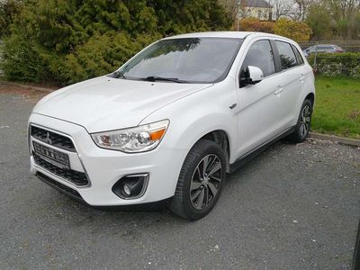 Gebraucht Mitsubishi ASX Classic Collection 150 PS (110 kW) 2015 Perlmuttweiss (p) SUV