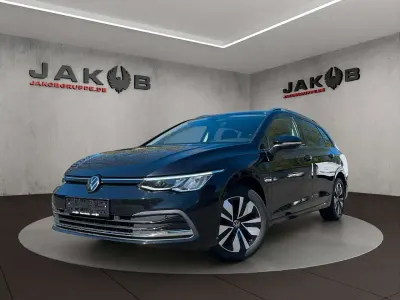 Usata VW Golf VIII Move 131 CV (96 kW) 2024 Nero Station wagon