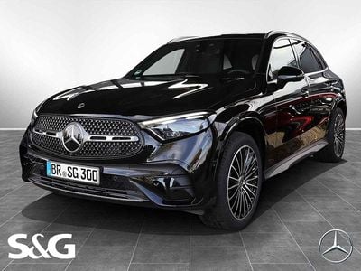 Metalliclack obsidianschwarz Gebraucht 2025 Mercedes GLC450 AMG SUV | 89.890 €