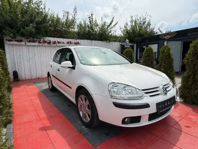 Gebraucht VW Golf VI Comfortline 102 PS (75 kW) 2008 Candyweiß Kleinwagen