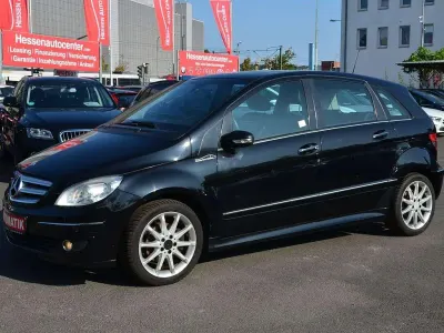 Gebraucht Mercedes B200 136 PS (100 kW) 2008 Schwarz Van / Kleinbus