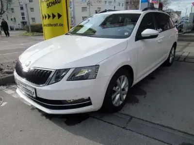 Gebraucht Skoda Octavia Style 116 PS (85 kW) 2019 Weiß Kombi