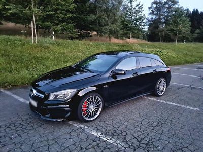 Usata Mercedes CLA45 AMG Shooting Brake AMG 381 CV (280 kW) 2016 Nero Station wagon