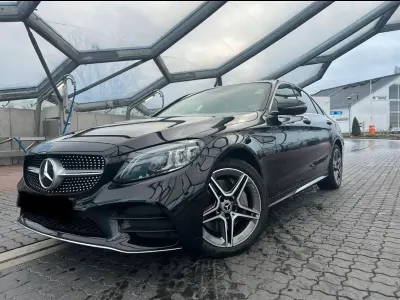 Gebraucht Mercedes C300 2020 Schwarz Limousine