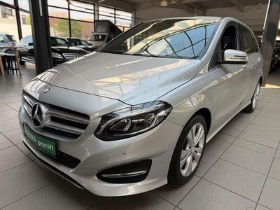 Usata Mercedes B200 136 CV (100 kW) 2016 Argento Monovolume