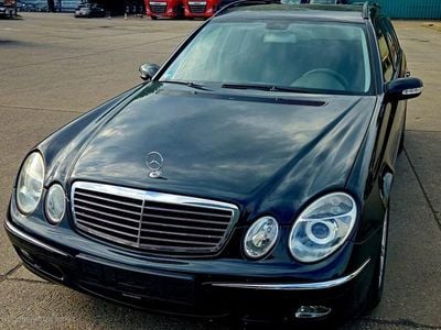 Mercedes E200