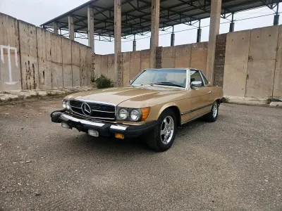 Gebraucht Mercedes SL380 160 PS (117 kW) 1983 Gold Cabrio