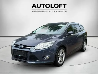 Gebraucht Ford Focus Titanium 125 PS (91 kW) 2013 Grau Kombi