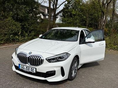 Usata BMW 118 Shadowline 136 CV (100 kW) 2023 Bianco Utilitaria