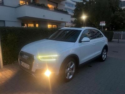 Weiß Gebraucht 2012 Audi Q3 SUV | 12.000 € (Guter Preis)