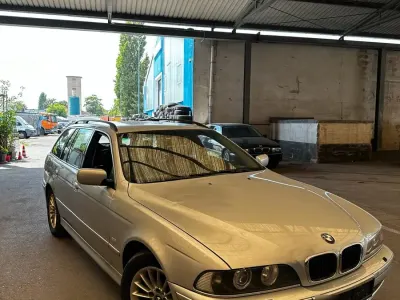 Gebraucht BMW 520 170 PS (125 kW) 2002 Silber Kombi