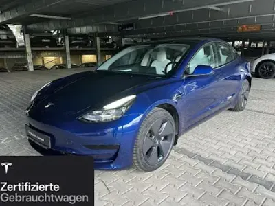 Usata Tesla Model 3 RWD 205 kW (279 CV) 2022 Blu Berlina