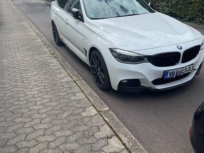 BMW 330 Gran Turismo