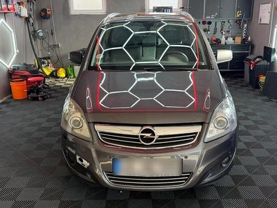 Gebraucht Opel Zafira 110 PS (80 kW) 2012 Grau Van / Kleinbus
