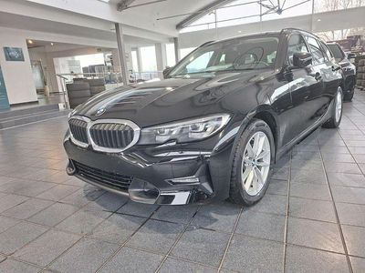 Begagnad BMW 320e Sport Line 204 HK (150 kW) 2022 Svart Kombi